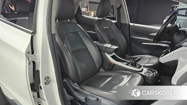 Chevrolet (GM Daewoo) Bolt EV 2019 Белый из Кореи, фото 2
