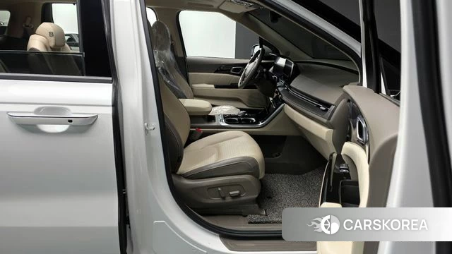 Kia Carnival 4th generation 2022 Белый из Кореи, фото 2