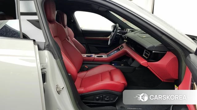 Porsche Taycan 2023 Серебристо-серый из Кореи, фото 2