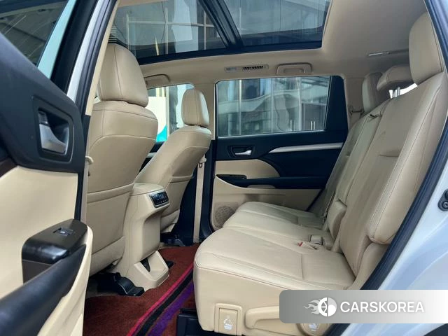 Toyota Highlander 2021 Белый из Китая, фото 2