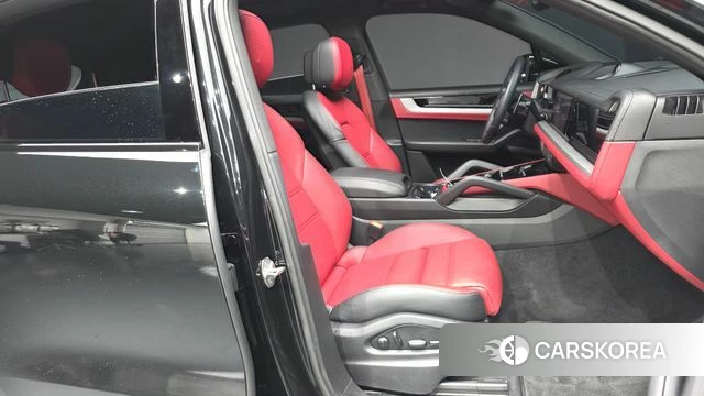Porsche Cayenne (PO536) 2024 Черный из Кореи, фото 2