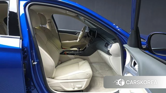 Genesis The New G70 2022 Синий из Кореи, фото 2