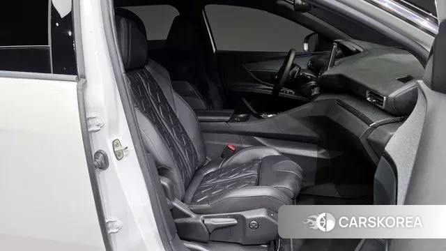 Peugeot 3008 second generation 2024 Белый из Кореи, фото 2