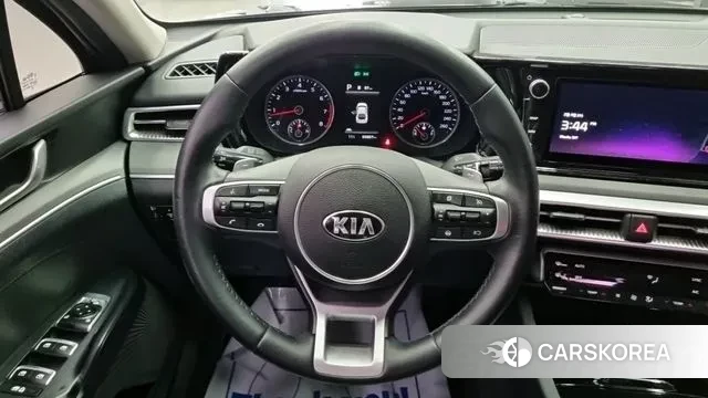 Kia K5 3rd generation 2021 Черный из Кореи, фото 2