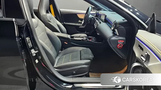 Mercedes-Benz CLA-Class C118 2025 Черный из Кореи, фото 2