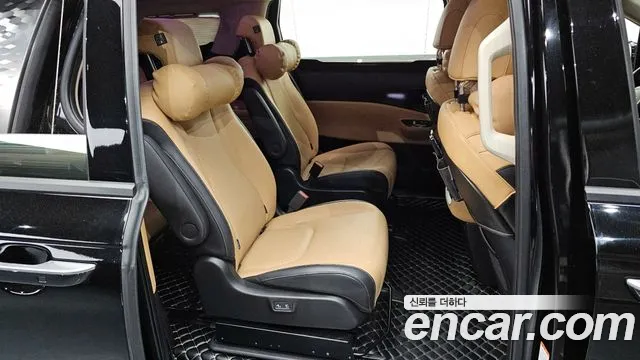 Kia Carnival 4th generation 2022 Черный из Кореи, фото 2