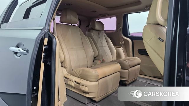 Kia The New Carnival 2018 Черный из Кореи, фото 2