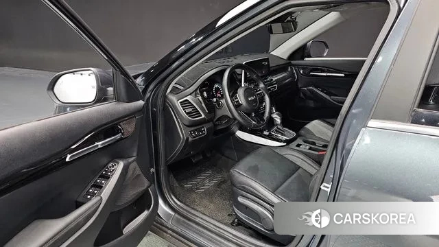 Kia Seltos 2022 Серый из Кореи, фото 2