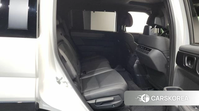 Hyundai Santa Fe (MX5) 2024 Белый из Кореи, фото 2