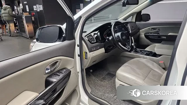 Kia All New Carnival 2018 Белый из Кореи, фото 2