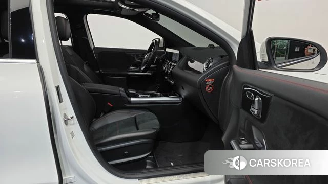 Mercedes-Benz GLA - Class H247 2021 Белый из Кореи, фото 2