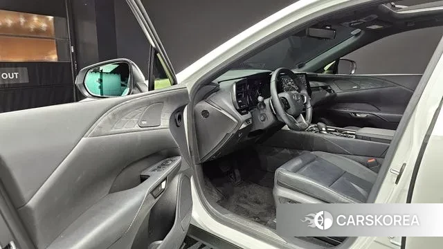 Lexus RX450h + 5th generation 2023 Белый из Кореи, фото 2