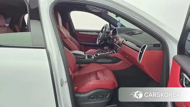 Porsche Cayenne (PO536) 2023 Белый из Кореи, фото 2