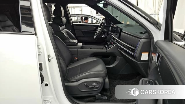 Hyundai Santa Fe (MX5) 2024 Белый из Кореи, фото 2