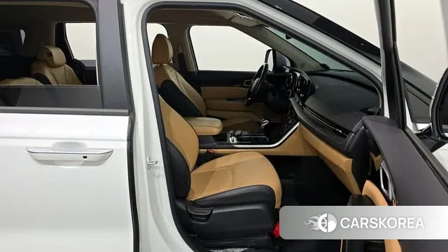 Kia Carnival 4th generation 2022 Белый из Кореи, фото 2