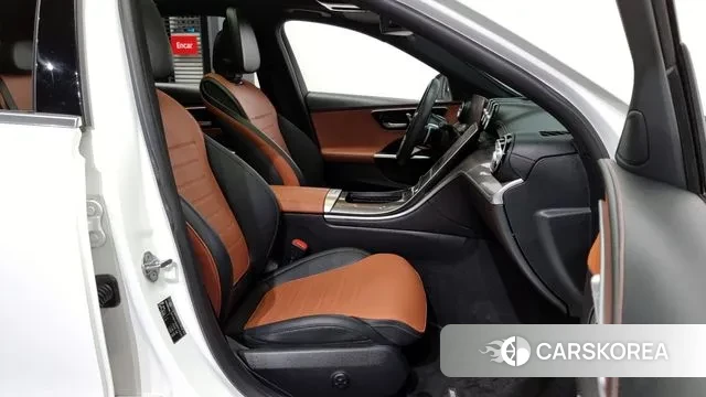 Mercedes-Benz C-Class W206 2023 Белый из Кореи, фото 2