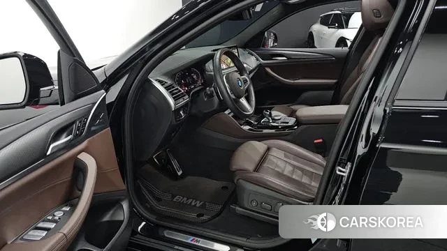 BMW X4 (G02) 2024 Черный из Кореи, фото 2