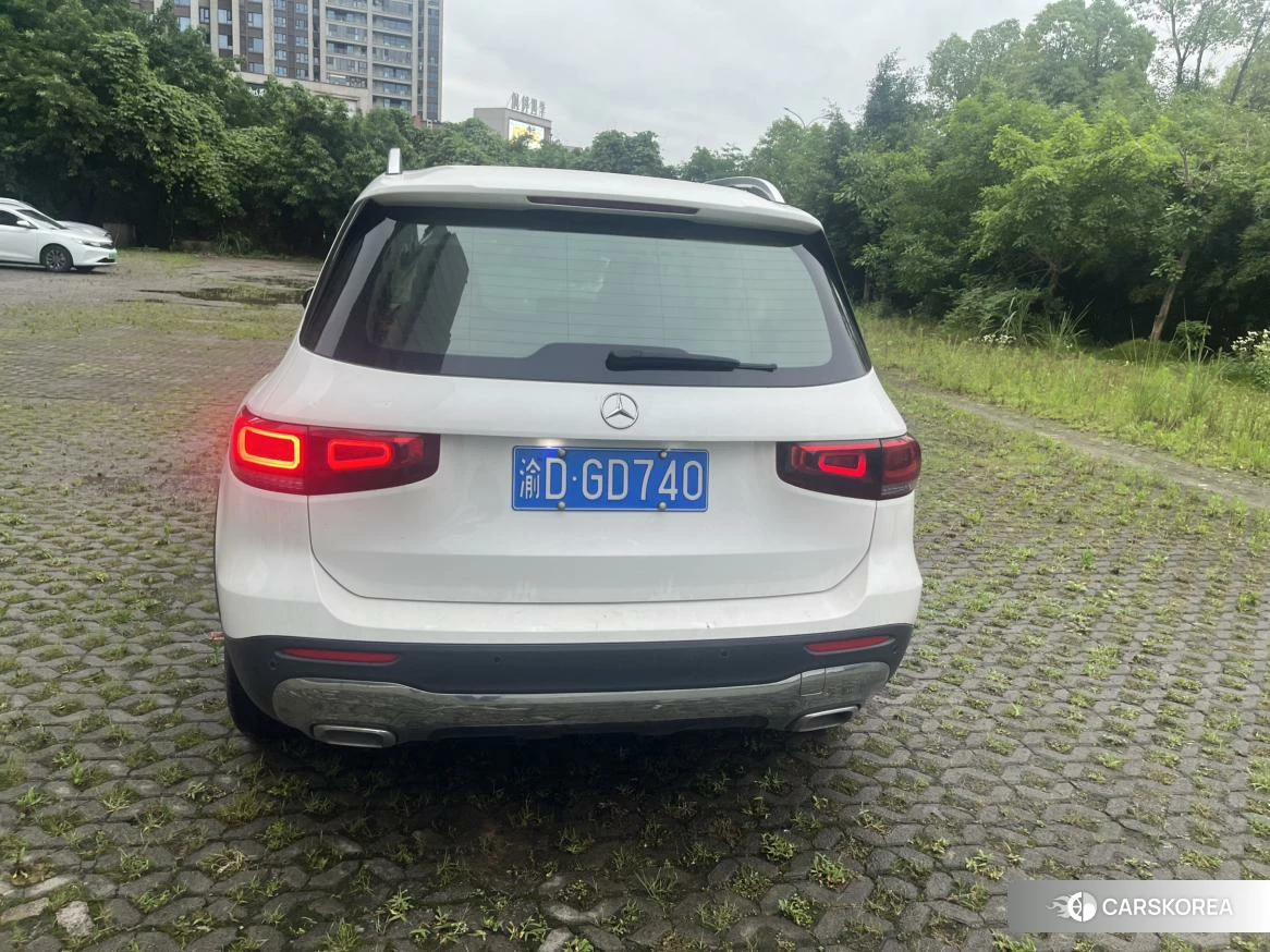 Mercedes-Benz GLB 2021 Белый из Китая, фото 2