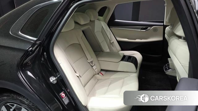 Hyundai The New Grandeur IG Hybrid 2022 Черный из Кореи, фото 2