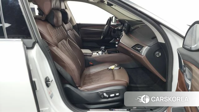 BMW 6 Series GT (G32) 2018 Белый из Кореи, фото 2