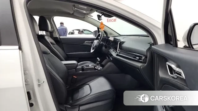 Kia Sportage 5th Generation 2022 Белый из Кореи, фото 2