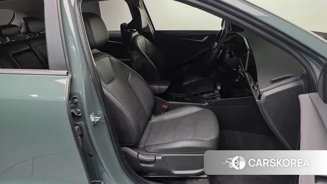 Kia Di Ol Nu Niro 2022 Зеленый из Кореи, фото 2