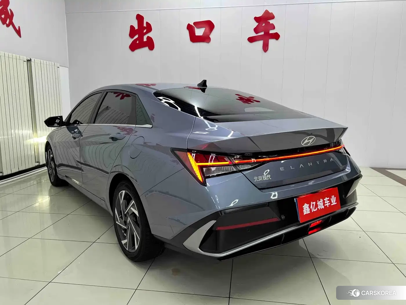 Hyundai Elantra 2023 Синий из Китая, фото 2