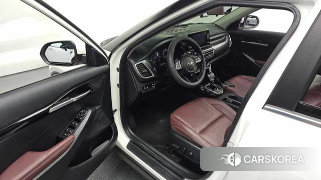 Kia Seltos 2021 Белый из Кореи, фото 2