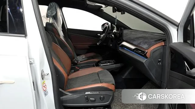 Volkswagen ID.4 2022 Белый из Кореи, фото 2