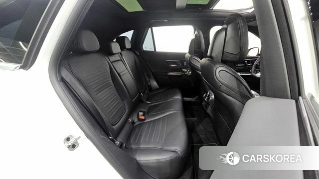 Mercedes-Benz GLC-Class X254 2024 Белый из Кореи, фото 2