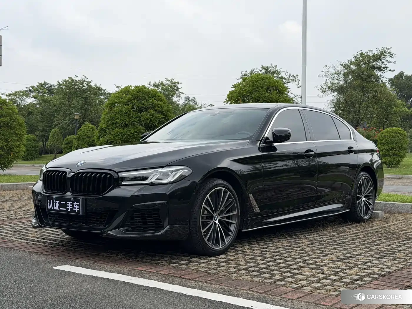 BMW 5 series 2023 Черный из Китая, фото 2