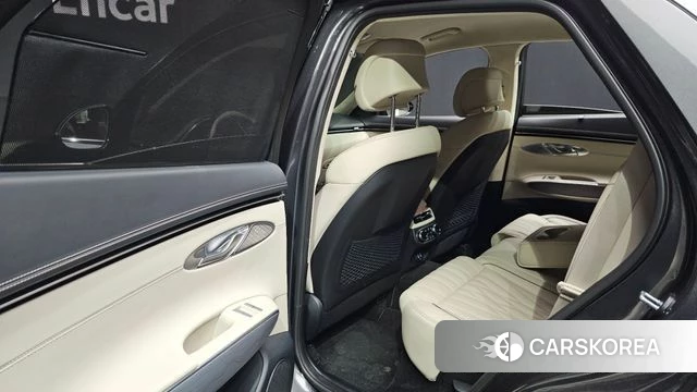 Genesis GV70 2022 Серый из Кореи, фото 2