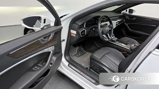 Audi A6 (C8) 2019 Белый из Кореи, фото 2