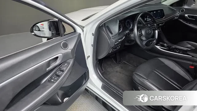 Hyundai Sonata (DN8) 2022 Белый из Кореи, фото 2