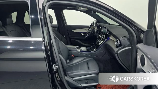 Mercedes-Benz GLC-Class X253 2021 Черный из Кореи, фото 2