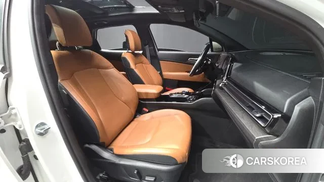 Kia Sportage 5th Generation Hybrid 2022 Белый из Кореи, фото 2