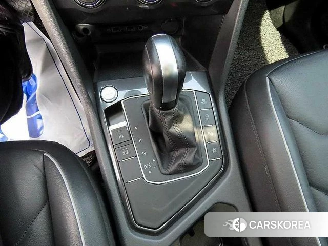 Volkswagen Tiguan Allspace 2020 Белый из Кореи, фото 2