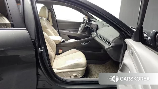 Hyundai The New Avante (CN7) 2023 Серый из Кореи, фото 2