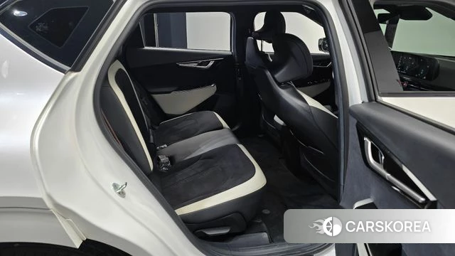 Kia EV6 2022 Белый из Кореи, фото 2