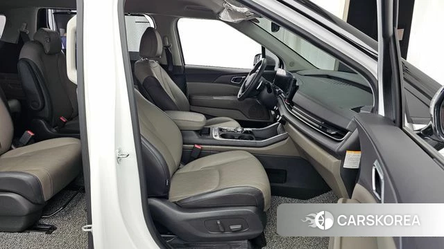Kia The New Carnival 4th Generation 2024 Белый из Кореи, фото 2