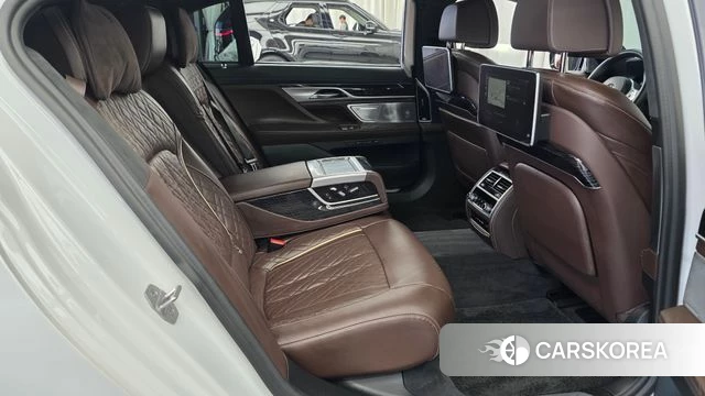 BMW 7 Series (G11) 2022 Белый из Кореи, фото 2