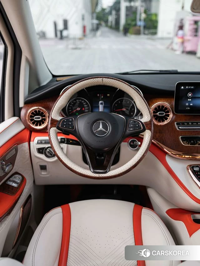 Mercedes-Benz V-class id 4239679 из Китая 2