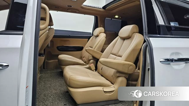 Kia The New Carnival 2018 Белый из Кореи, фото 2