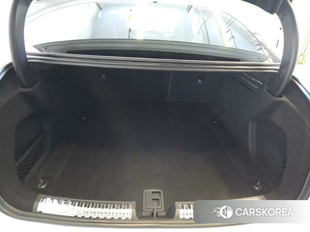Audi A5L 2025 Белый из Китая, фото 2