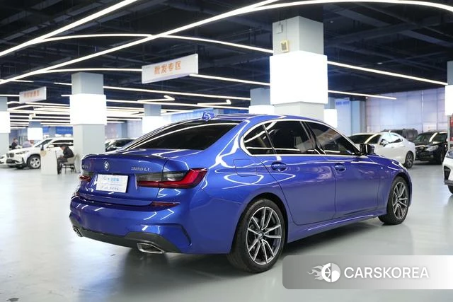 BMW 3 series 2022 Синий из Китая, фото 2