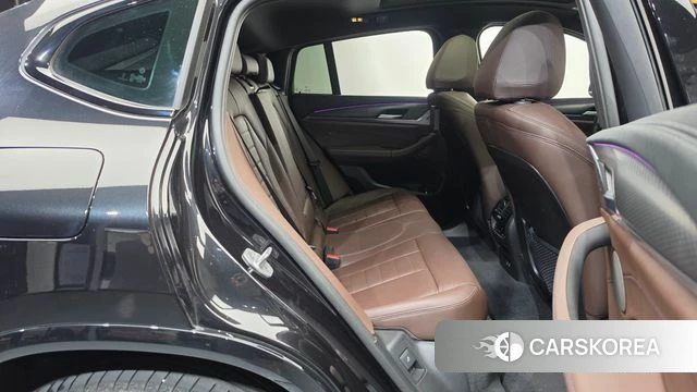 BMW X4 (G02) 2025 Черный из Кореи, фото 2