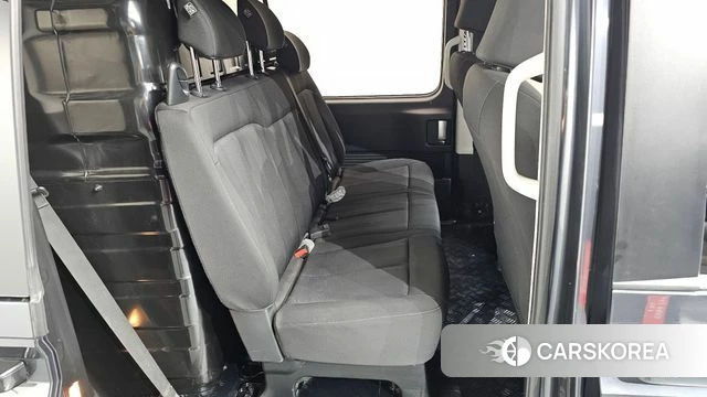 Hyundai Staria 2022 Серый из Кореи, фото 2