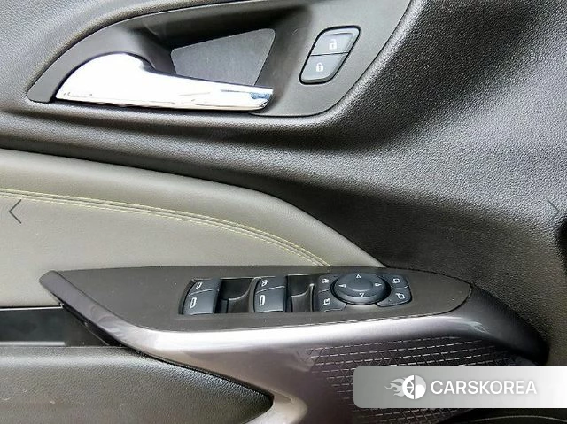 Chevrolet (GM Daewoo) Trax Crossover 2024 Белый из Кореи, фото 2