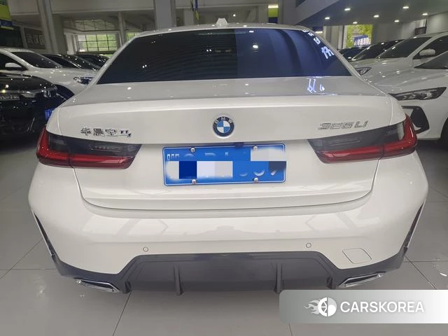 BMW 3 series 2024 Белый из Китая, фото 2