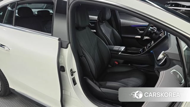Mercedes-Benz EQE V295 2024 Белый из Кореи, фото 2